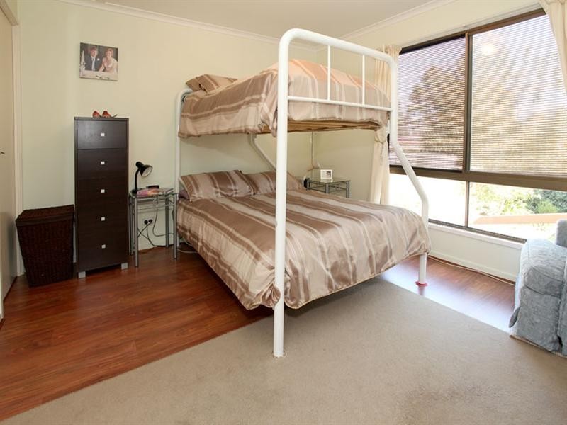 2/15 Highfield Avenue, Mulgrave VIC 3170