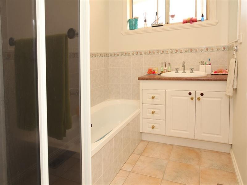 3 Albert Crescent, Mulgrave VIC 3170