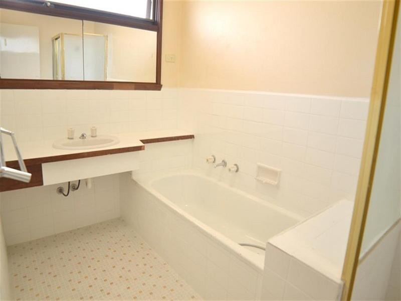 29 Leatherwood Crescent, Wheelers Hill VIC 3150