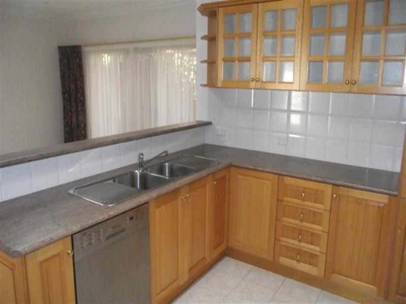 32b Montclair Avenue, Glen Waverley VIC 3150