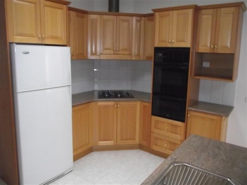 32b Montclair Avenue, Glen Waverley VIC 3150