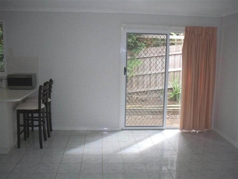 2/9 Elenya Court, Frankston VIC 3199