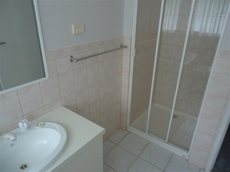 2/9 Elenya Court, Frankston VIC 3199