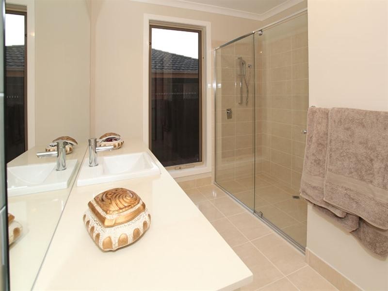 4 Tambo Court, Glen Waverley VIC 3150