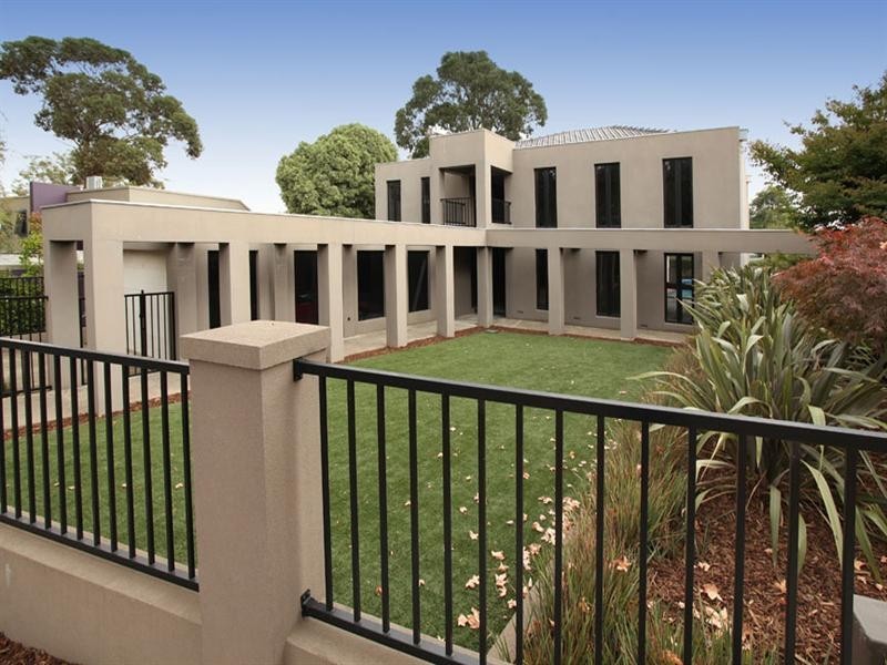 27 The Woodland, Wheelers Hill VIC 3150