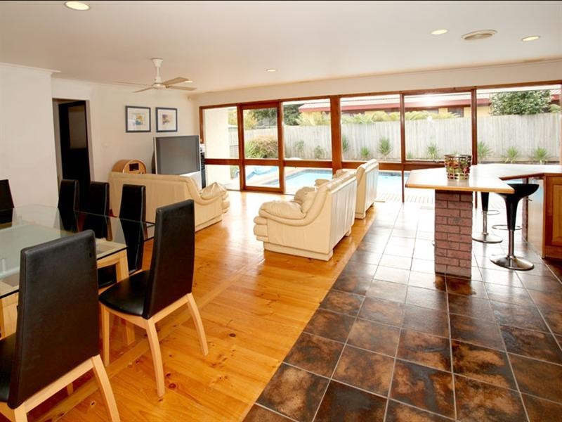 27 The Woodland, Wheelers Hill VIC 3150