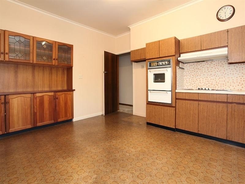 16 Orchard Street, Glen Waverley VIC 3150