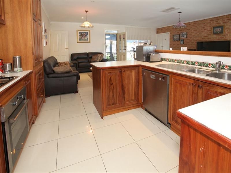 10 George Road, Vermont South VIC 3133