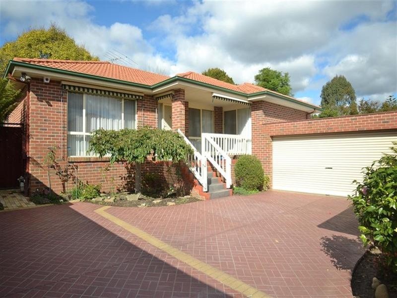 2/10 Olinda Street, Glen Waverley VIC 3150