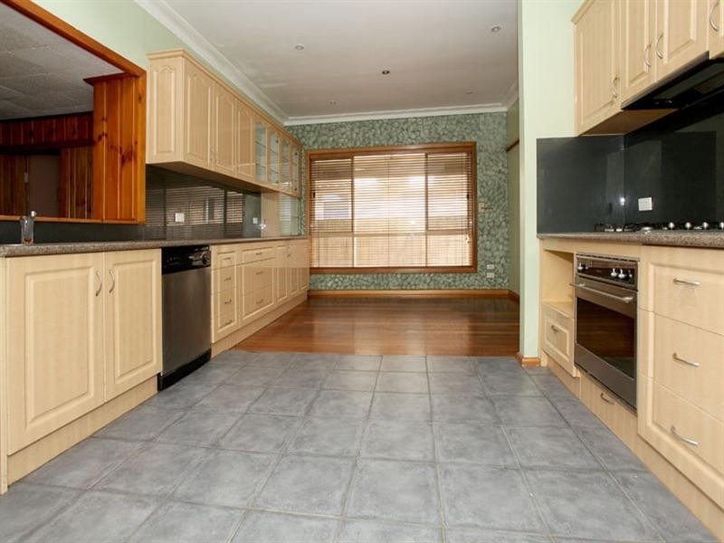 16 Charlton Street, Springvale VIC 3171