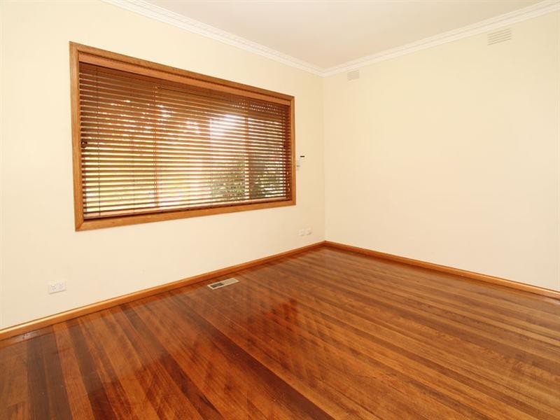 16 Charlton Street, Springvale VIC 3171