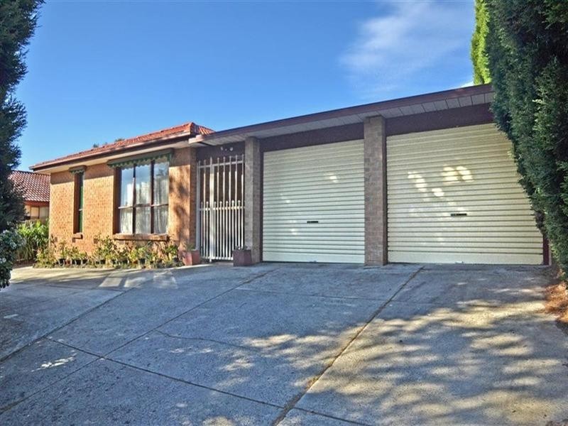 126 Haverbrack Drive, Mulgrave VIC 3170