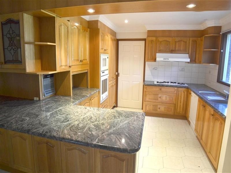 10 Grandview Road, Wheelers Hill VIC 3150