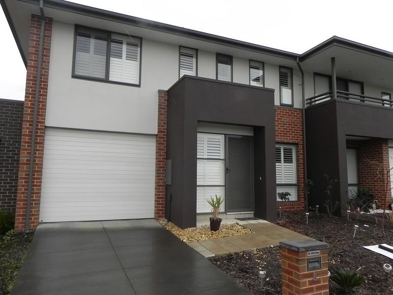 8 St James Park, Mulgrave VIC 3170