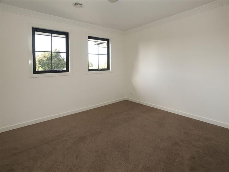 1/3 Ivanhoe Street, Glen Waverley VIC 3150