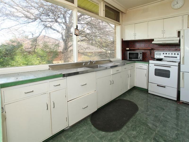 1 Avon Court, Glen Waverley VIC 3150