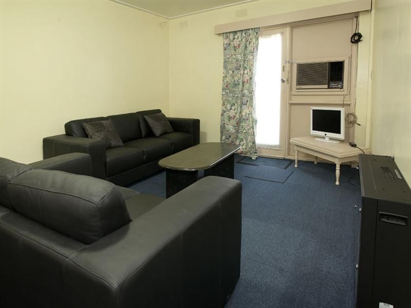 1 Avon Court, Glen Waverley VIC 3150