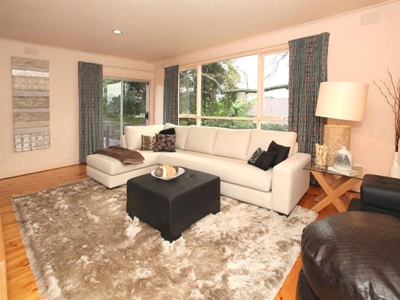 18 Walter Street, Glen Waverley VIC 3150