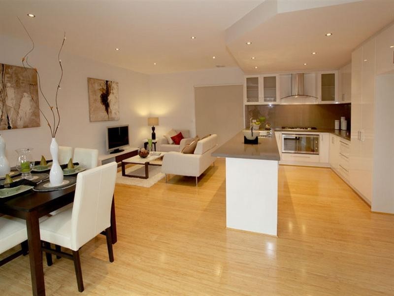 1/2 Heath Street, Glen Waverley VIC 3150