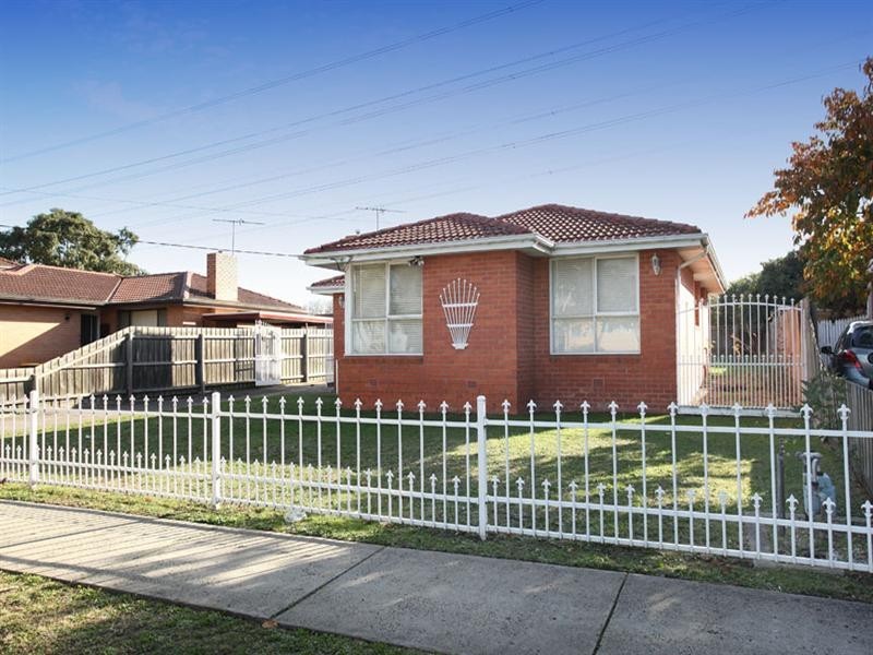 43 Whites Lane, Glen Waverley VIC 3150