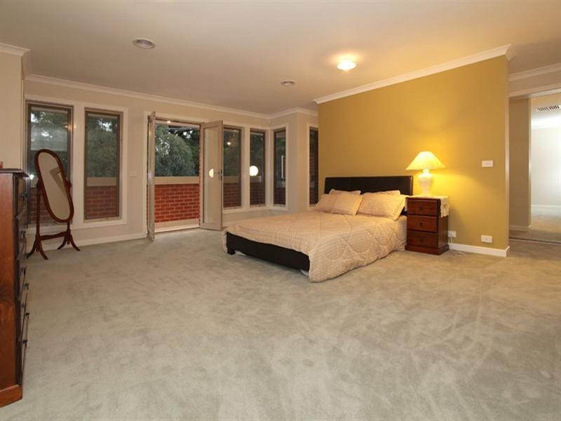 4 Tambo Court, Glen Waverley VIC 3150