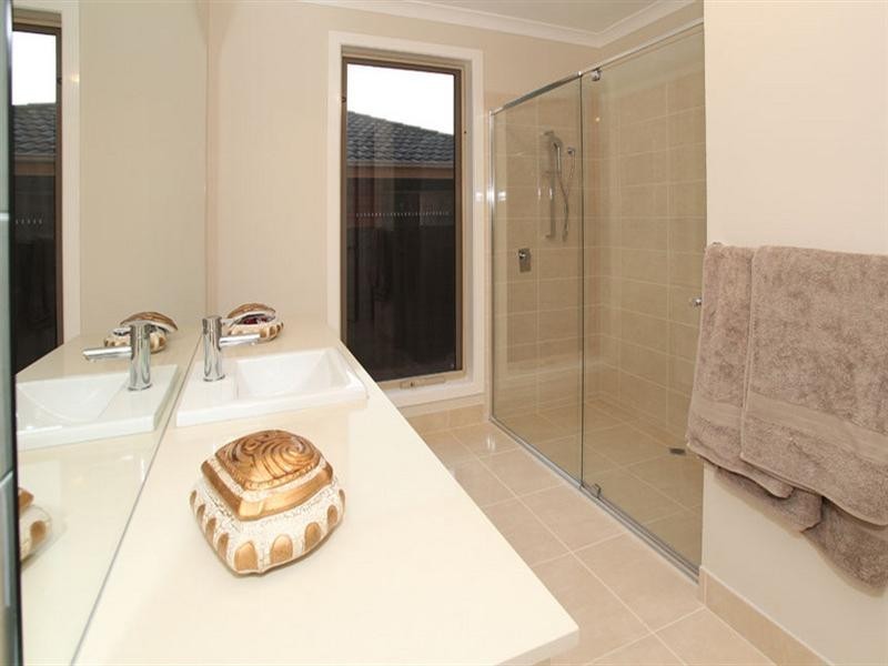 4 Tambo Court, Glen Waverley VIC 3150