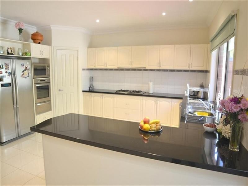 38 Nottingham Street, Glen Waverley VIC 3150