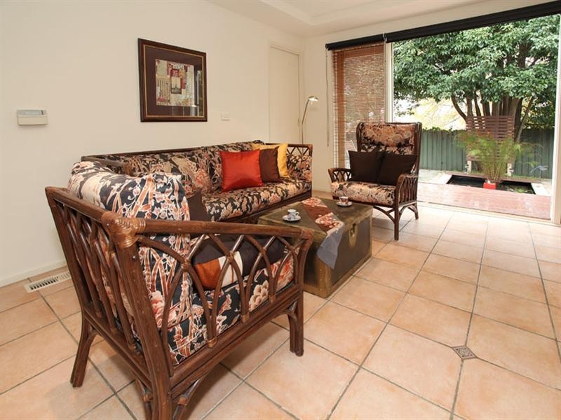 25 Watsons Road, Glen Waverley VIC 3150