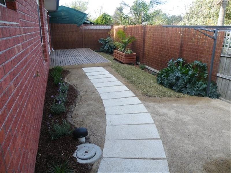 2/16 Mountain Crescent, Mulgrave VIC 3170