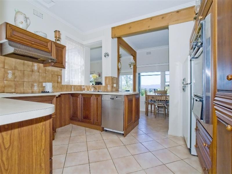 35 Charlotte Street, Glen Waverley VIC 3150