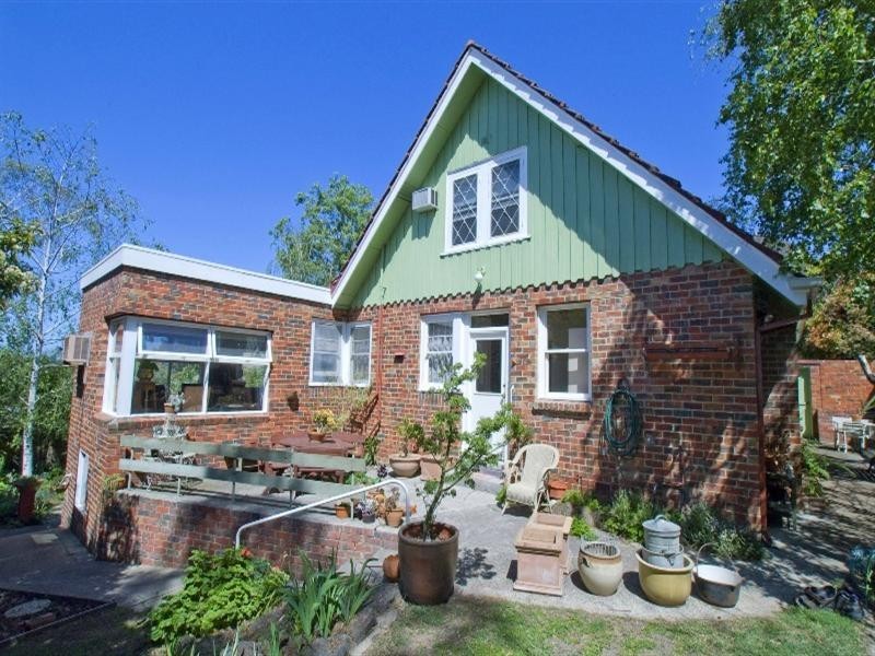 35 Charlotte Street, Glen Waverley VIC 3150