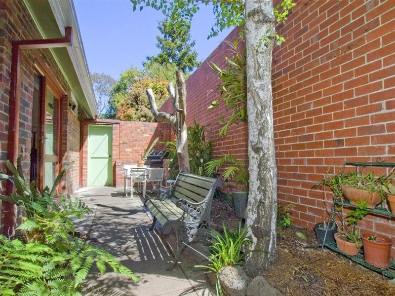 35 Charlotte Street, Glen Waverley VIC 3150