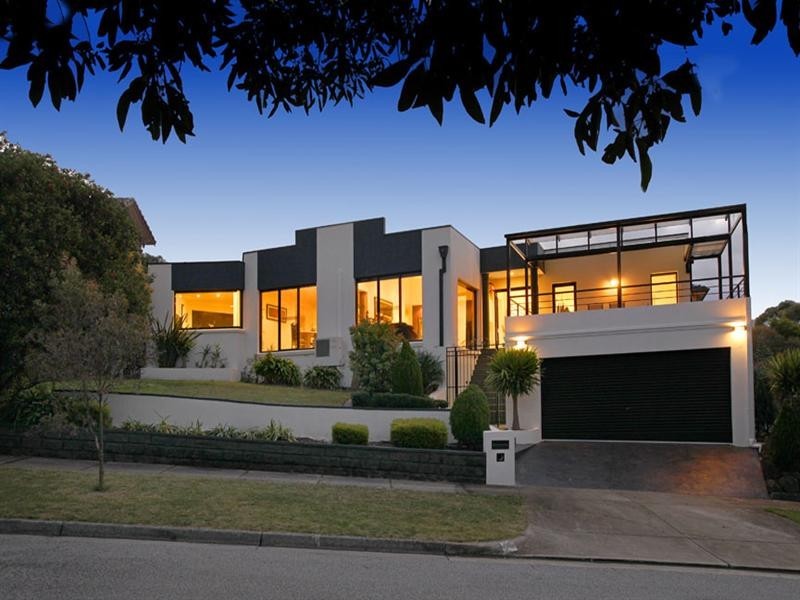 30 Alex Avenue, Wheelers Hill VIC 3150