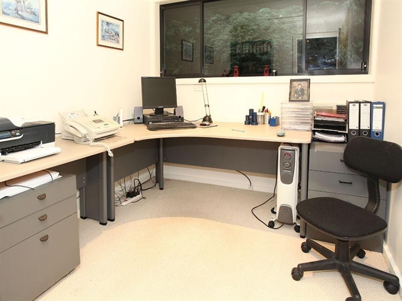 30 Alex Avenue, Wheelers Hill VIC 3150