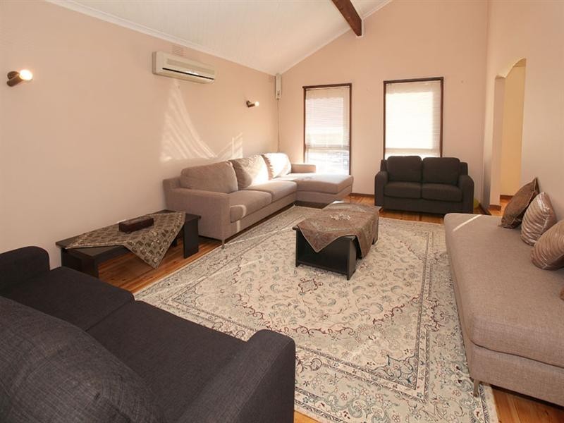 7 Hillgrove Close, Wheelers Hill VIC 3150