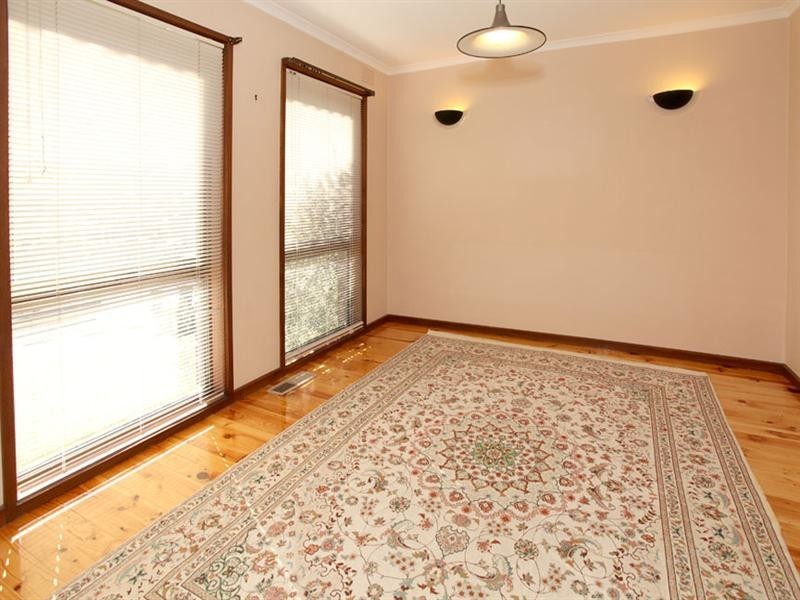 7 Hillgrove Close, Wheelers Hill VIC 3150