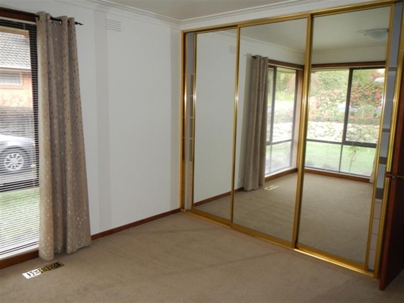 15 Olinda Street, Glen Waverley VIC 3150