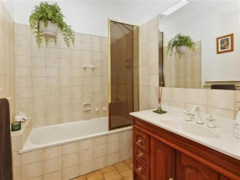 15 Olinda Street, Glen Waverley VIC 3150