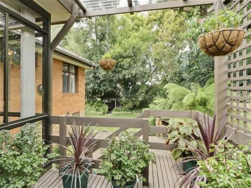 15 Olinda Street, Glen Waverley VIC 3150