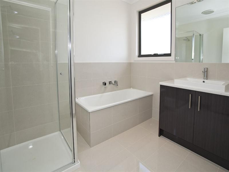 2/30 Carson Street, Mulgrave VIC 3170