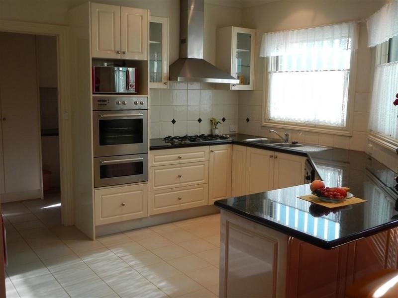 16C Puerta Street, Burwood VIC 3125