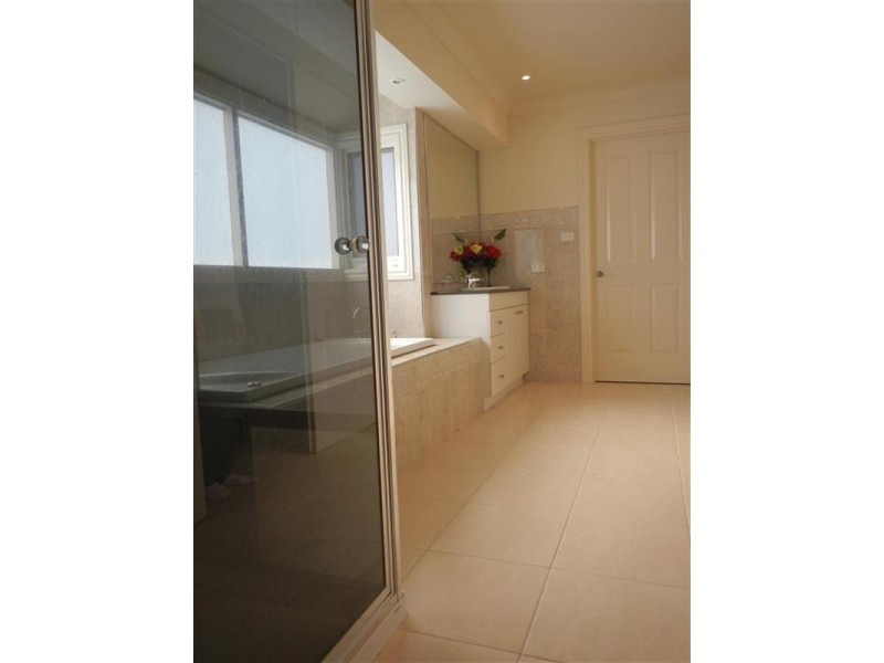 16C Puerta Street, Burwood VIC 3125