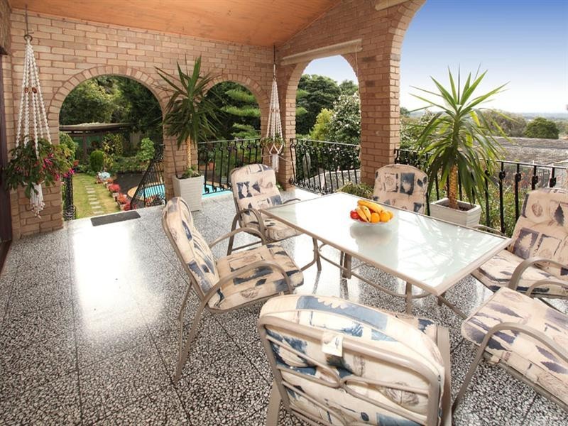 6 Inglewood Court, Wheelers Hill VIC 3150