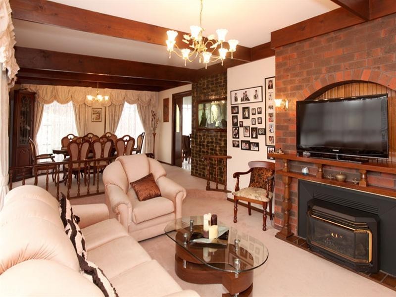 13 Outlook Drive, Dandenong North VIC 3175