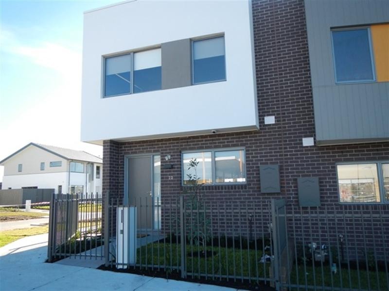 20 Bloom Avenue, Wantirna South VIC 3152