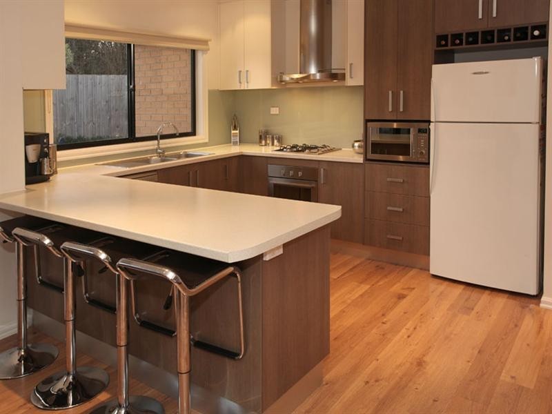 2/11 Lammas Court, Mulgrave VIC 3170