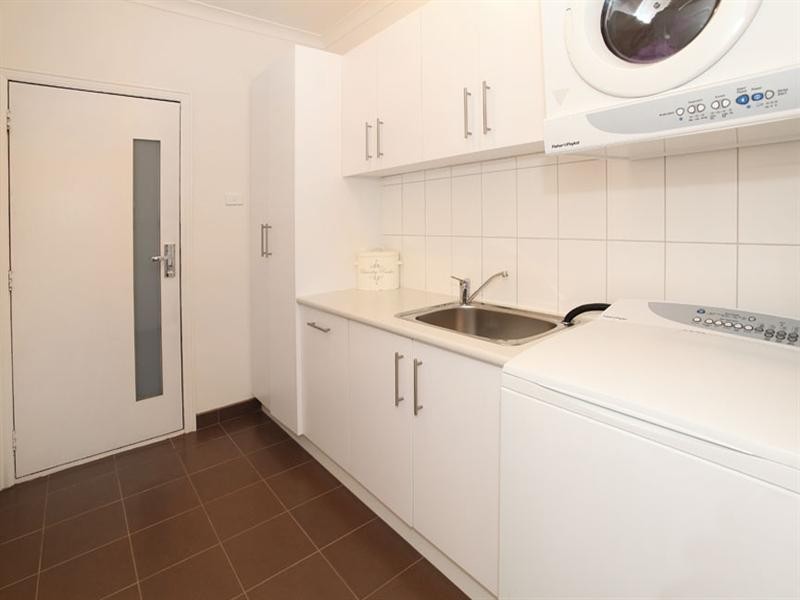 2/11 Lammas Court, Mulgrave VIC 3170