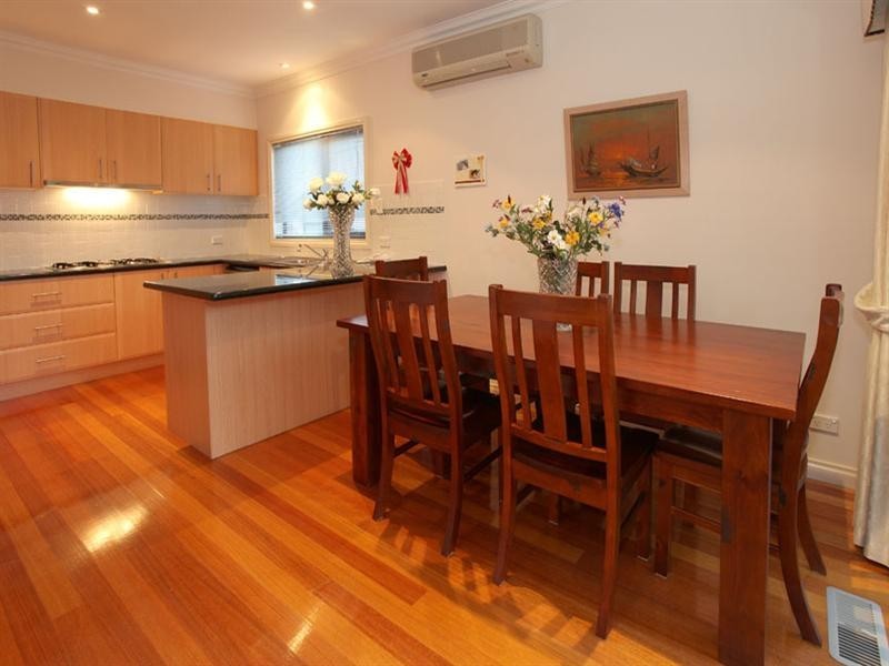 2/2 Jacqueline Road, Mount Waverley VIC 3149