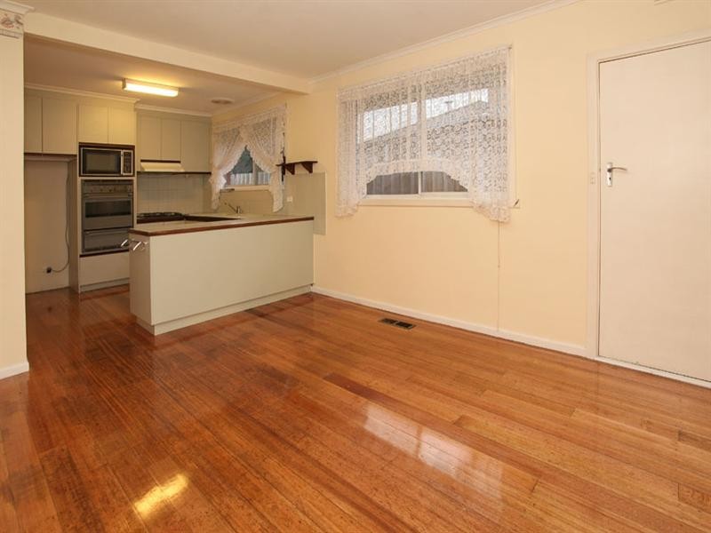 2 Karla Court, Notting Hill VIC 3168