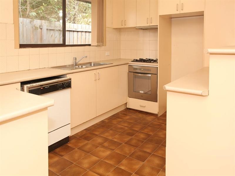 28 Blackwood Drive, Wheelers Hill VIC 3150